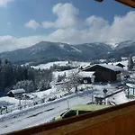 Apartament Tratlhof *